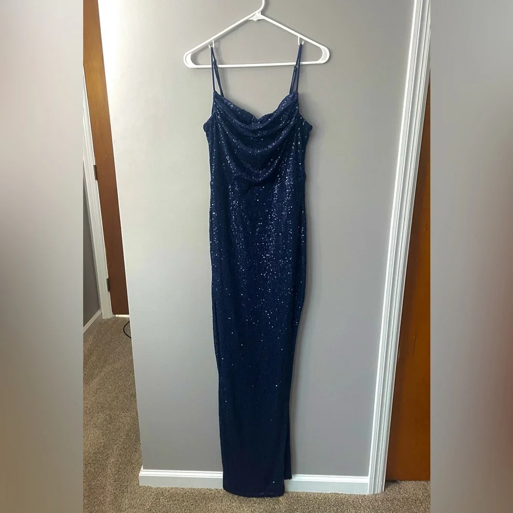 Windsor Sequin Blue Formal Dress - Picture 2 of 4